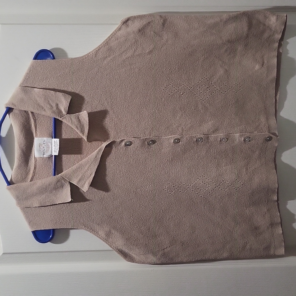 Size L tan sleeveless sweater from Bentley